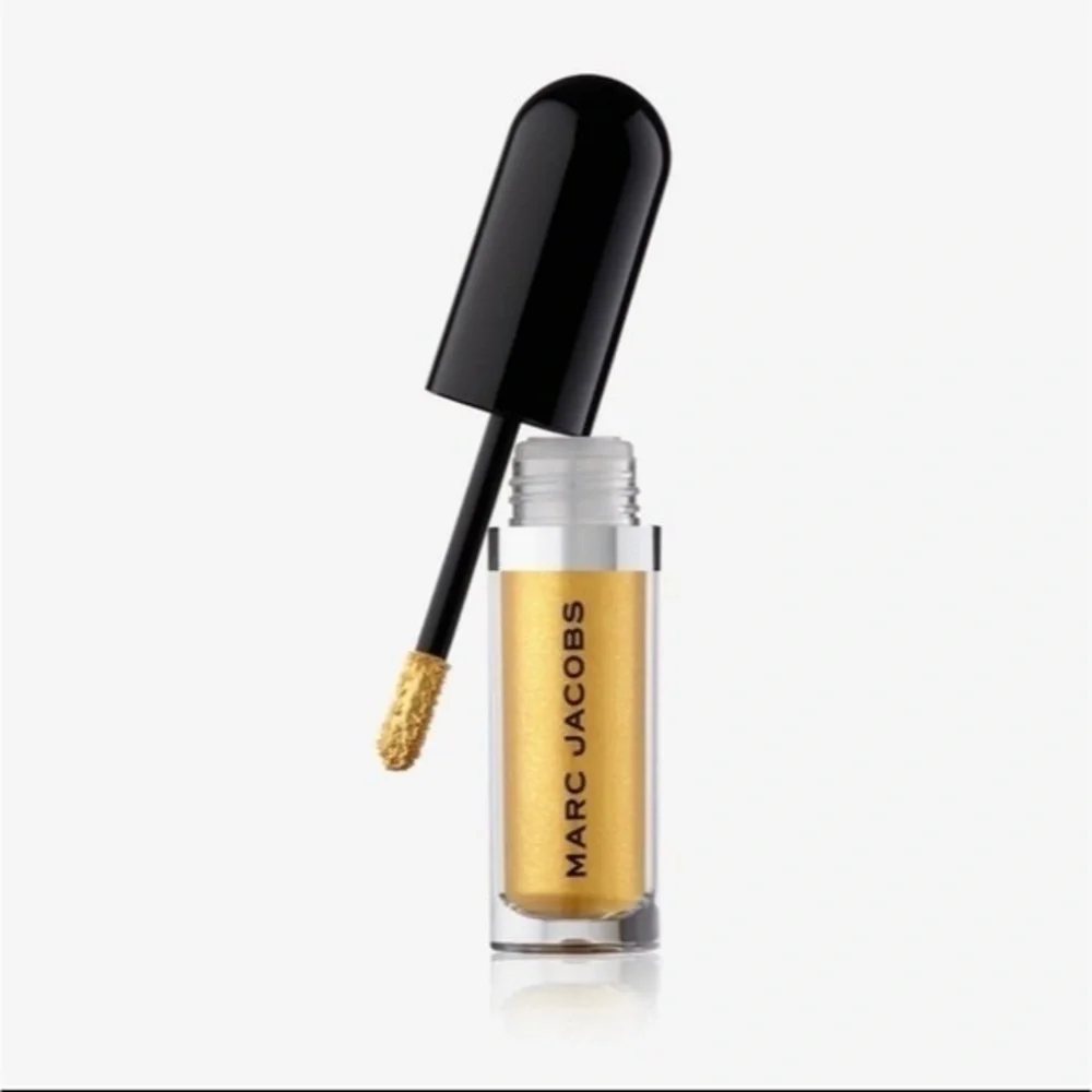 BRAND NEW IN BOX MARC JACOBS LIQUID EYESHADOW IN “SHIMMY DIP”